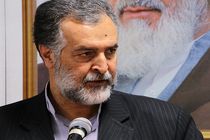 شهرداری به تنهایی قادر به رفع معضل سد معبر و دستفروشی نیست