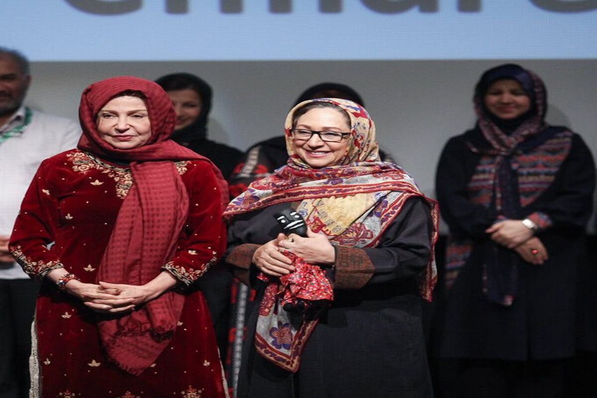 تجلیل از هنرمندان