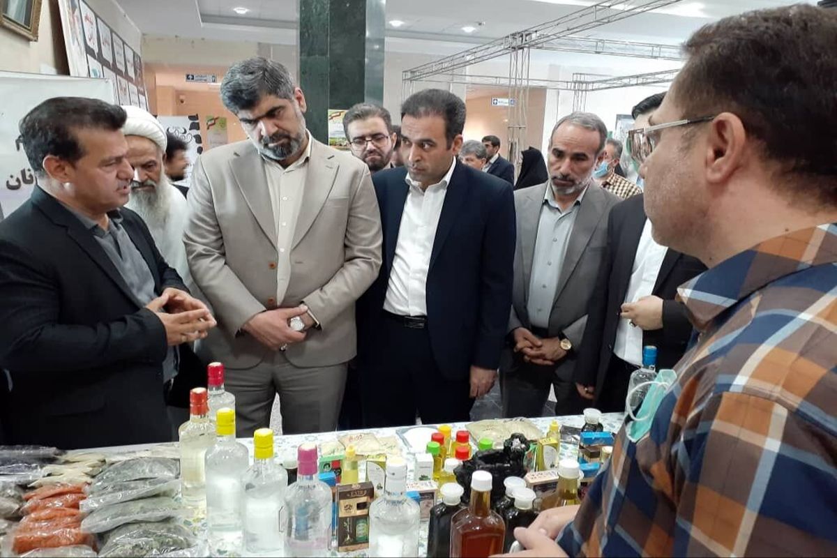 نائینی
