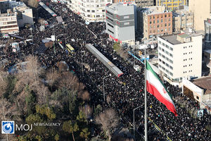 ترامپ! آیا در عمر خود چنین دریایی از انسان ها را دیده‌اید؟