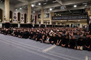 مراسم شام غریبان حسینی در حسینیه امام خمینی (ره) برگزار شد