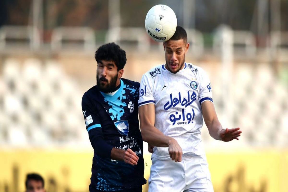 فوتبال پیکان و استقلال1