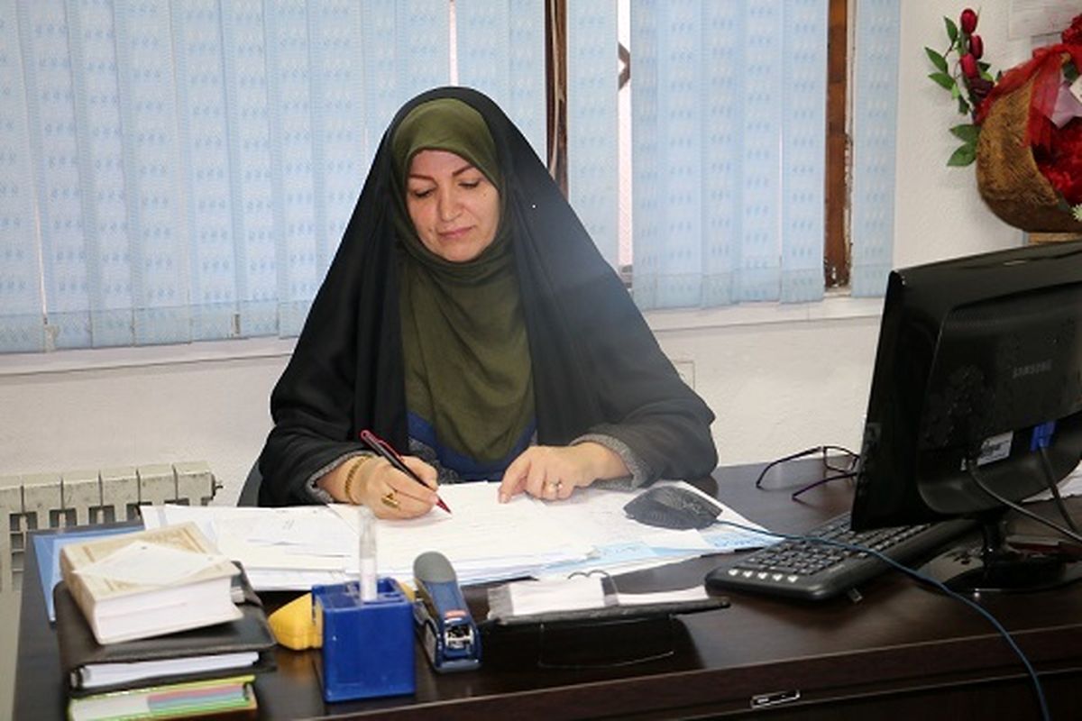 سیمین دخت امیدی