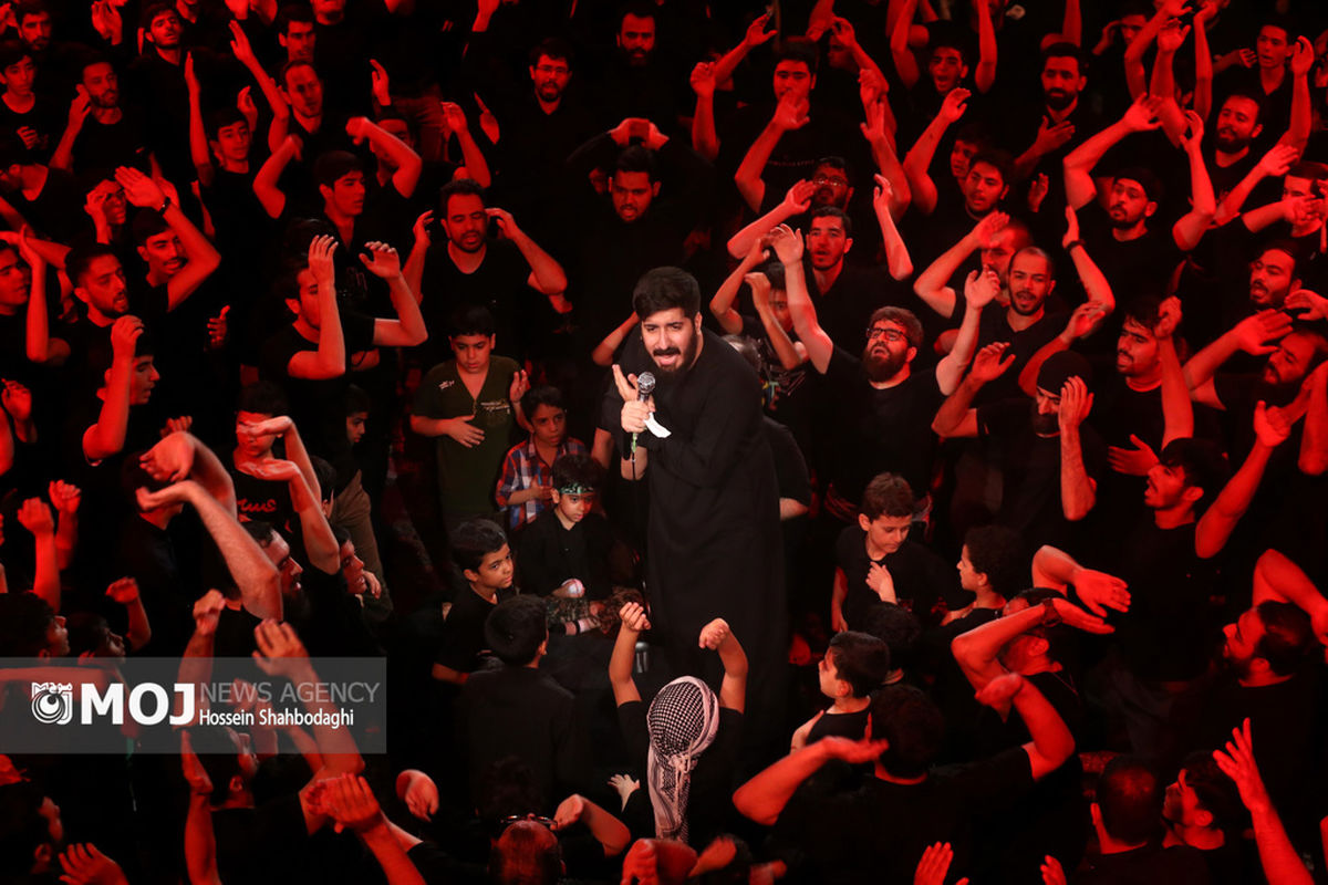 عزاداری  شب هشتم ماه محرم در هیئت فاطمیون قم