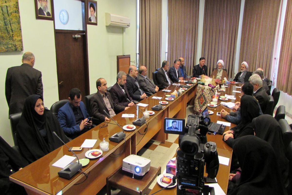 جلسه بررسی صنعت نوغانداری در گیلان