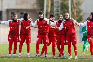 پرسپولیس با صدرنشینی به استقبال دربی فوتبال زنان می‌رود