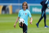 لوکا مودریچ پس از جام باشگاه‌های جهان رسماً راهی میلان می‌شود