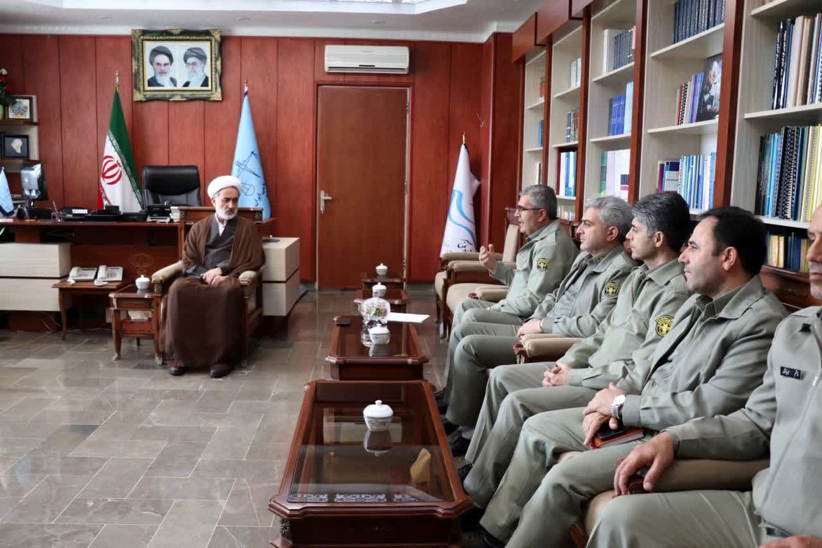 دیدار مدیر کل حفاظت از محیط زیست استان با رئیس کل دادگستری