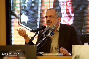 انتقاد از بی نظمی بصری و تب پاساژ سازی در بازار تهران