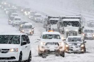 اعلام وضعیت اضطراری در ۱۰ ایالت آمریکا توسط ترامپ