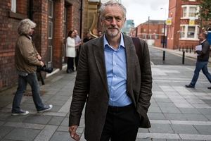 بابت حضور در تلویزیون ایران ۲۰ هزار پوند گرفتم