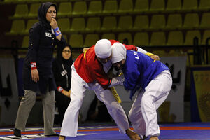 کسب مقام پنجم بانوی کشتی گیر اصفهانی