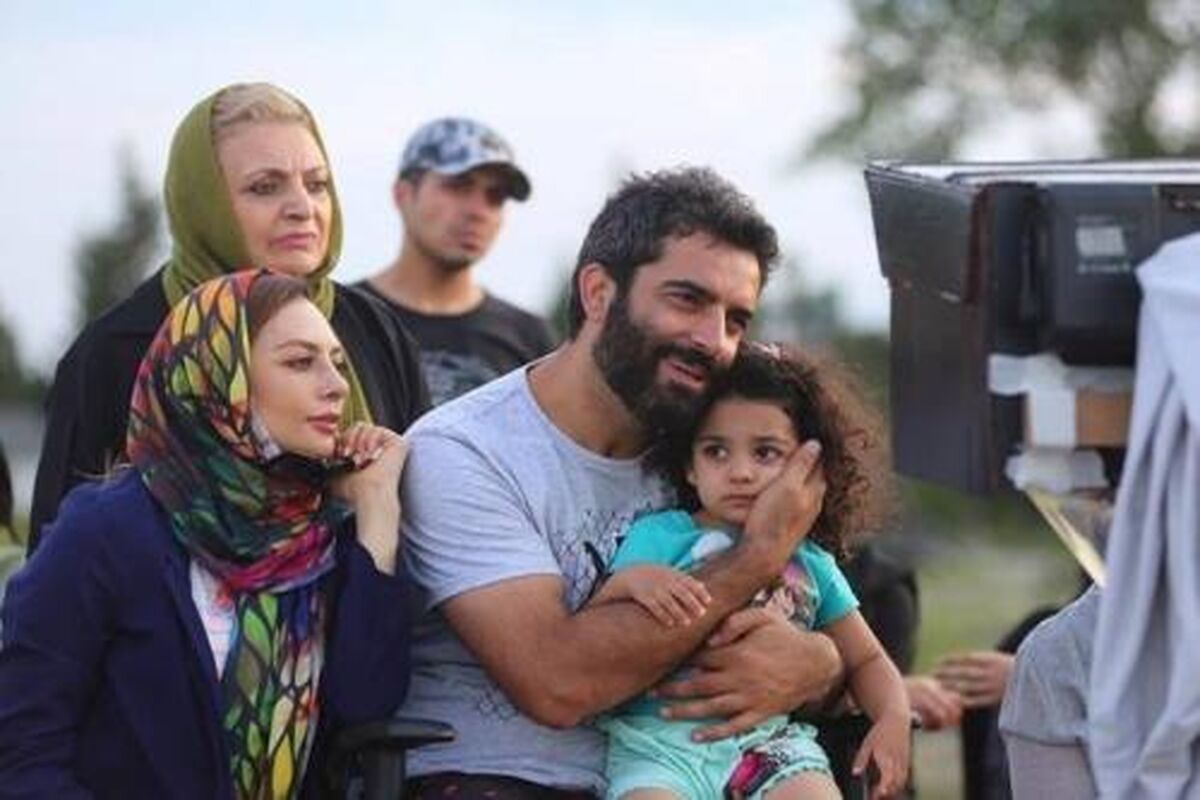 منوچهر هادی 