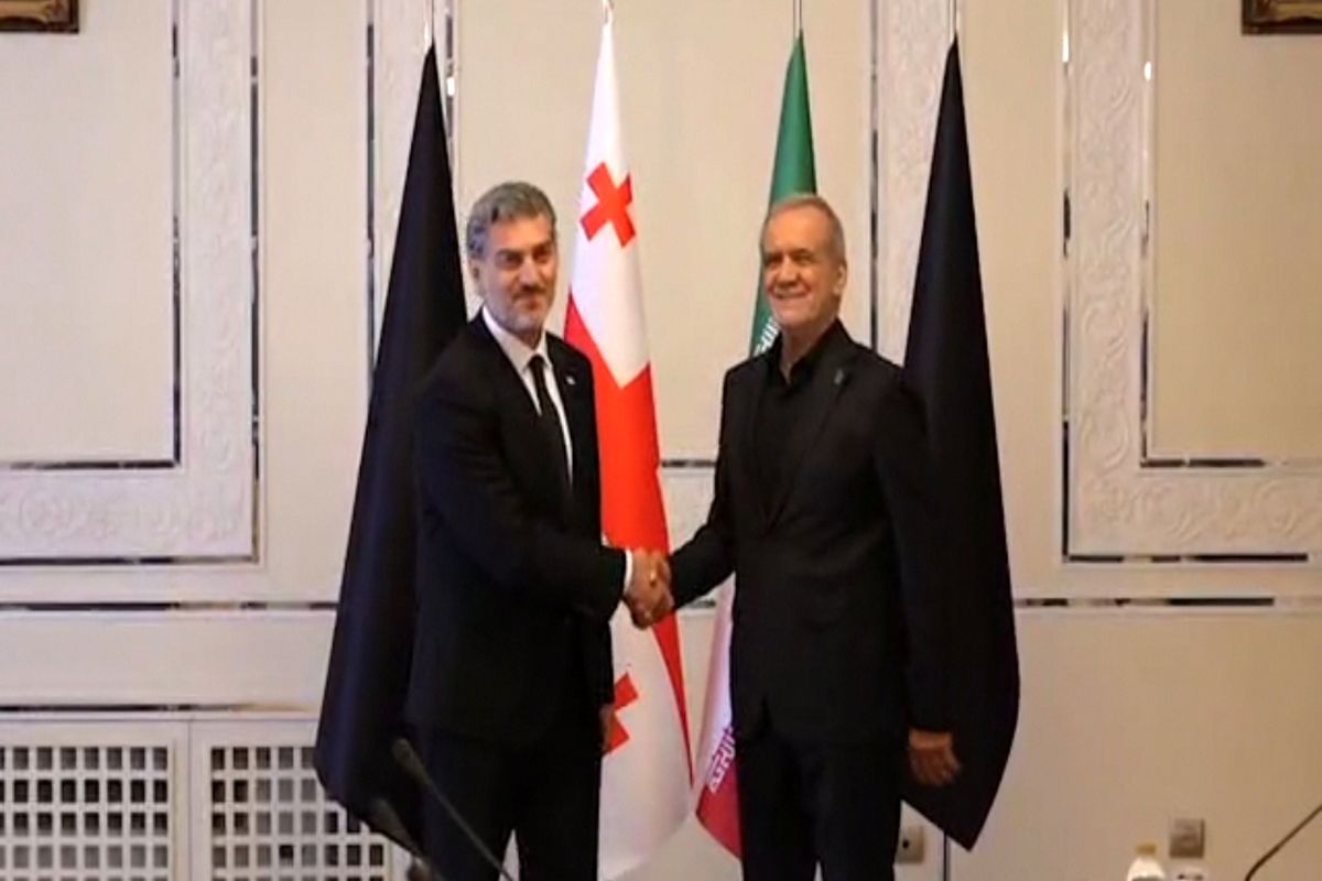 پزشکیان+گرجستان