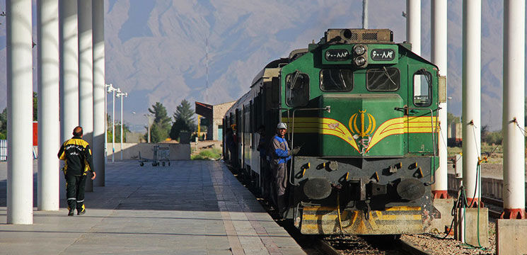 دستگیری عامل آتشسوزی سه واگن قطار مسافری