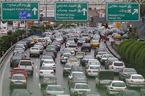 تردد خودروها در مسیر تهران به کرج و قزوین با کندی و ازدحام شدید همراه است