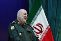 وزارت دفاع امروز در مقابل تهدیدات آمریکا و استکبار جهانی قرار دارد/ آماده دفاع از کشور هستیم