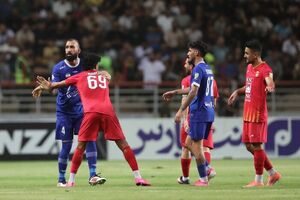 بازی بدون برنده میان استقلال و فولاد خوزستان