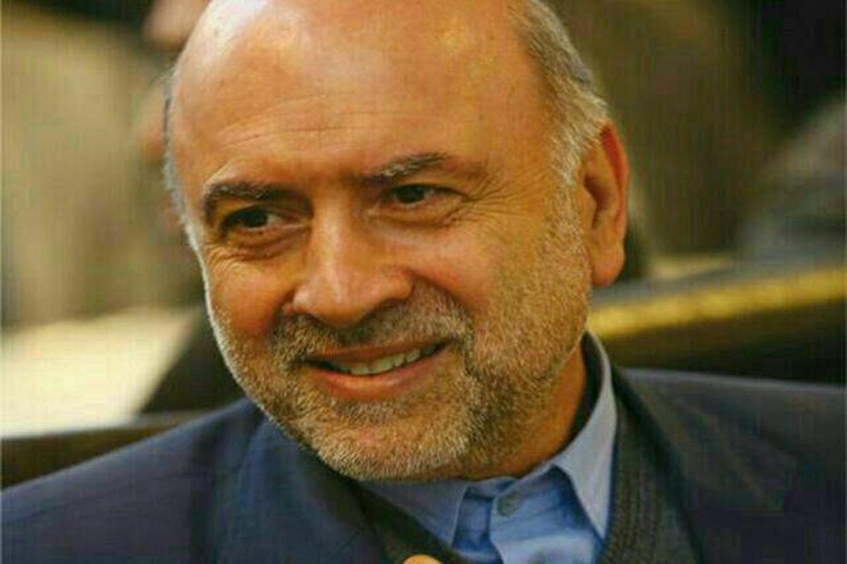 نیازآذری.