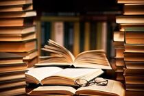 انتخاب ۱۰ کتاب به عنوان کتاب برتر سال دانشگاهی