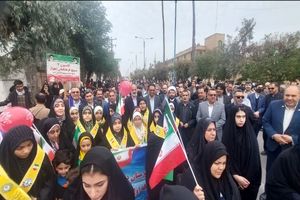 دانش آموزان خوزستان با حضور گسترده خود در راهپیمایی ۲۲ بهمن، تعهد به آرمان‌های انقلاب را دوباره اثبات کردند