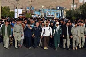 همایش پیاده‌روی خانوادگی روز هوای پاک در پلدختر برگزار شد