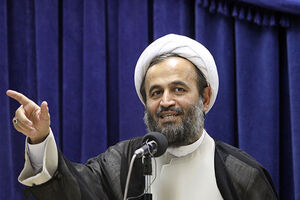 اربعین سفر عاطفی نیست، اربعین یک سفر برای آینده اسلام است