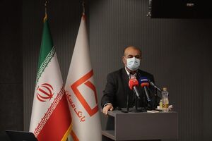 رستم قاسمى در بانک مسکن حضور یافت