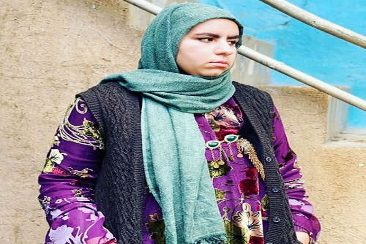 صهبا شرافتی بازیگر نقش روناک در نون خ