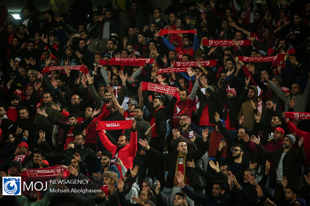 دیدار+تیم+های+فوتبال+پرسپولیس+و+نساجی+مازندران (1)