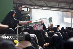 پیکر پاک شهیدان مدافعان امنیت در شوشتر تشییع شد