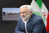 ورود ۶۰ تریلی قیر برای آسفالت معابر در کاشان