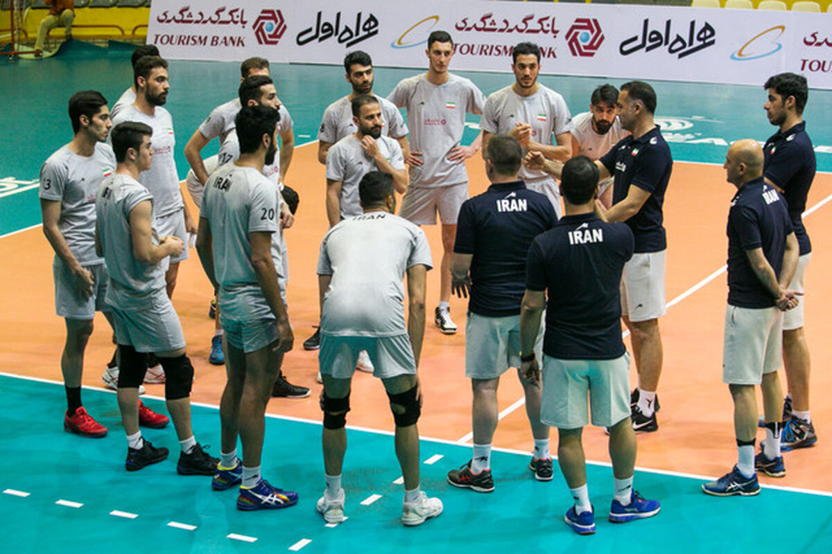 تمرین والیبال