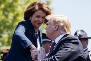 واکنش پلوسی به جدیدترین نسخه‌پیچی کرونایی ترامپ