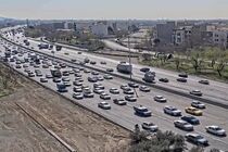 ترافیک وسایل نقلیه در محورهای شمالی کشور سنگین است