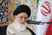 دشمن عفت و غیرت جوانان ما را هدف قرار داده است