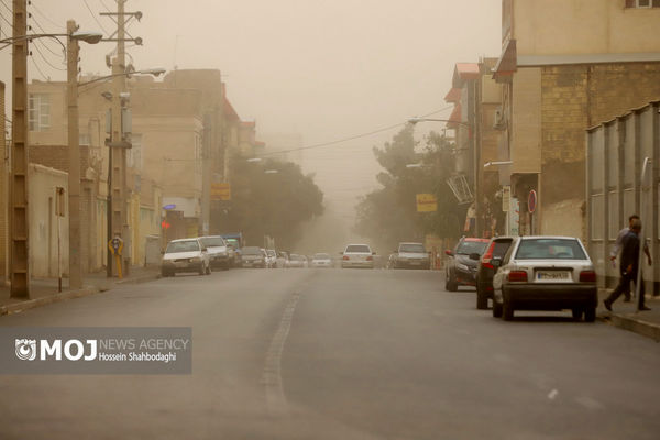 تأثیر روابط خارجی با عراق و عربستان بر گسترش پدیده گرد و غبار داخلی