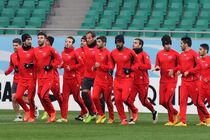 تیم فوتبال پرسپولیس راهی امارات شد
