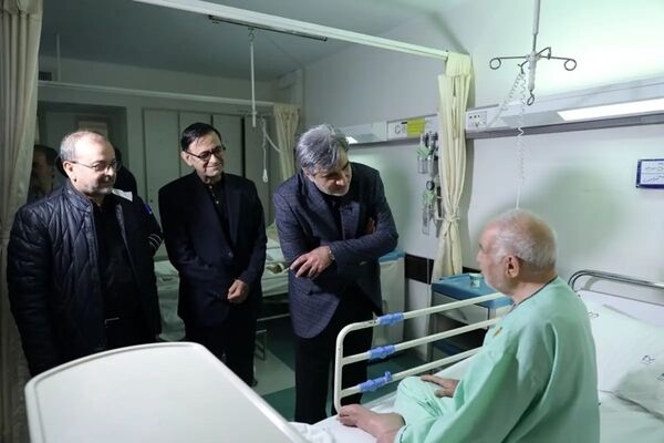 بازدید مدیرعامل تامین اجتماعی از مراکز ملکی سازمان / بخش درمان مشغول خدمت رسانی است