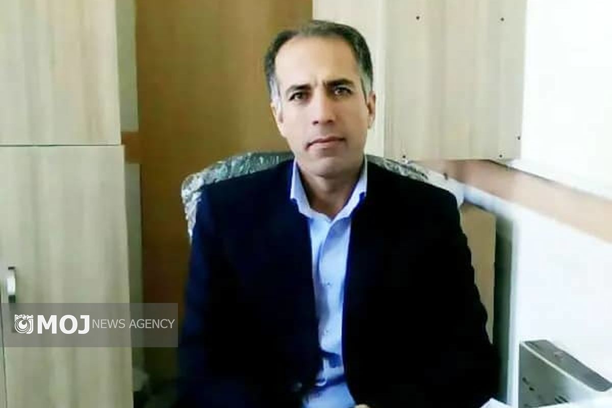 عباس افروخته سرپرست آموزش و پرورش کیش 