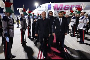 پزشکیان وارد نجف اشرف شد