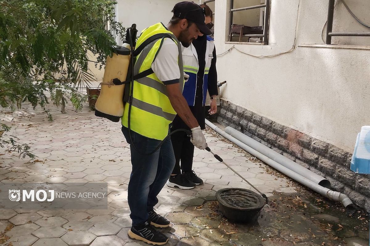سم پاشی مرکز بهداشت کیش