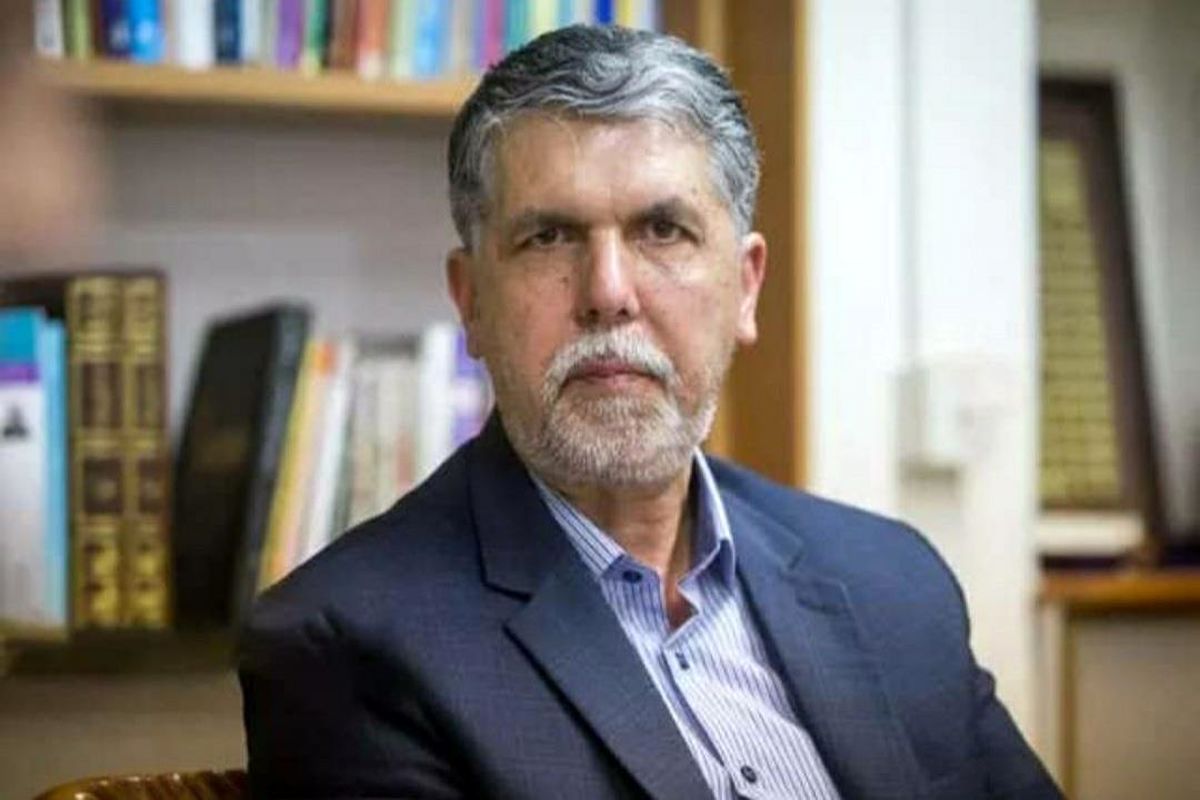 وزیر فرهنگ و ارشاد اسلامی