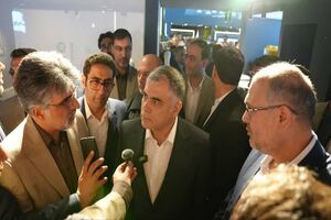 وزیر نفت در غرفه قرارگاه سازندگی خاتم‌الانبیاء در نمایشگاه نفت حضور یافت