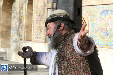 شاهنامه خوانی در کاخ‌ گلستان تهران 