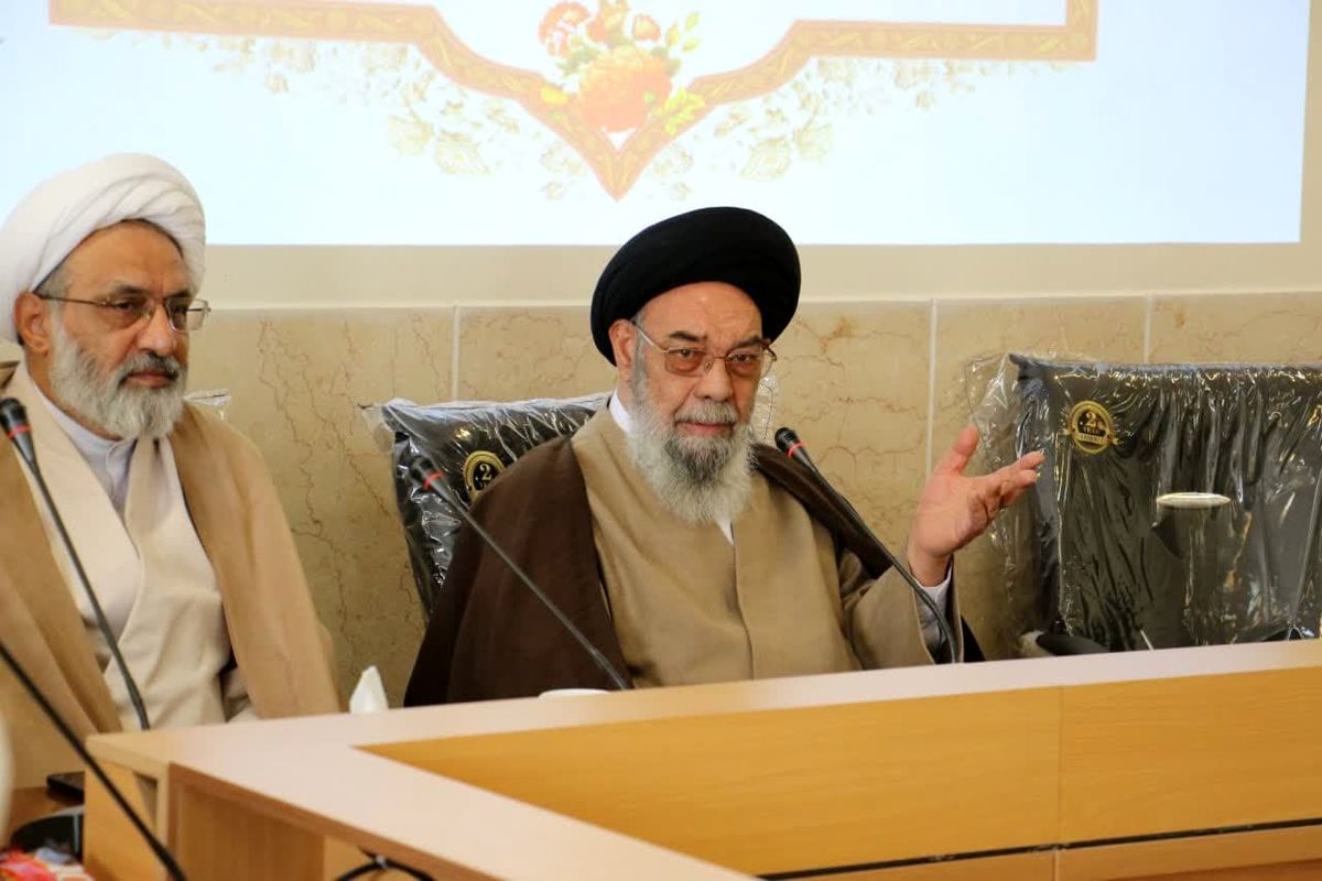 امام جمعه اصفهان