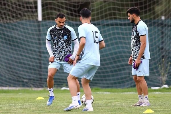 مغضوبین استقلال در تمرینات حاضر شدند