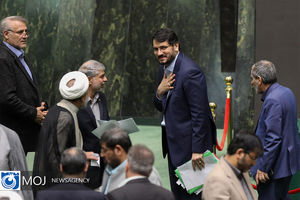 مهرداد بذرپاش وزیر راه و شهرسازی شد