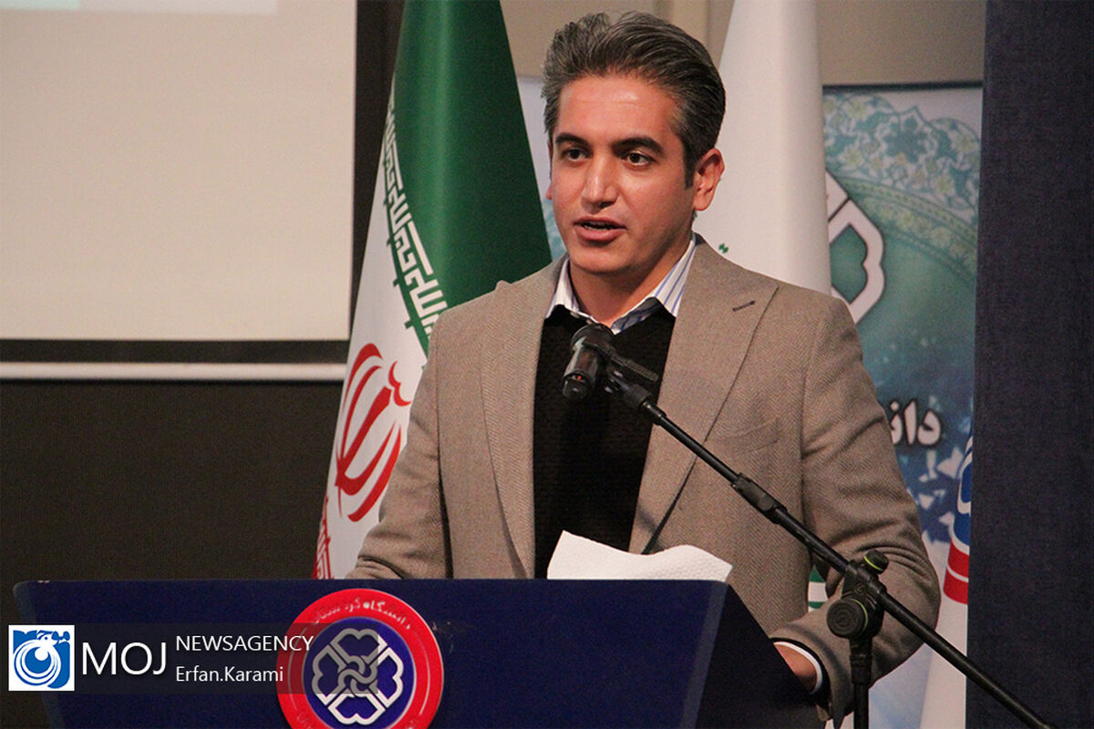 محسن فتحی
