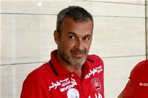 مربی پرسپولیس از هفته پانزدهم محروم شد